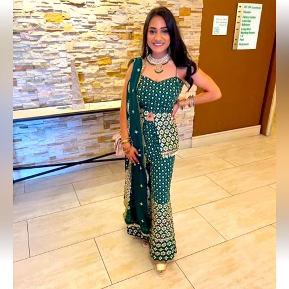 NWOT Indian gharara/shalwar/indo-western party dress set.